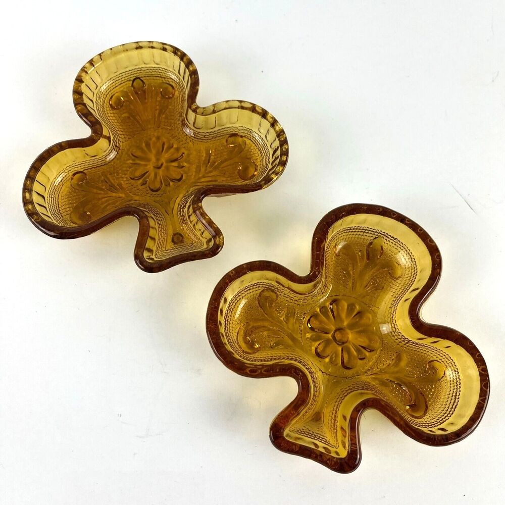 2 VTG Depression Sandwich Glass Trinket dishes Clover Victorian lacy glass Amber